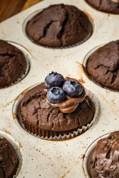 Fresh Baked Muffins Chocolate Cream Blueberries Ceramic Pan — 스톡 사진