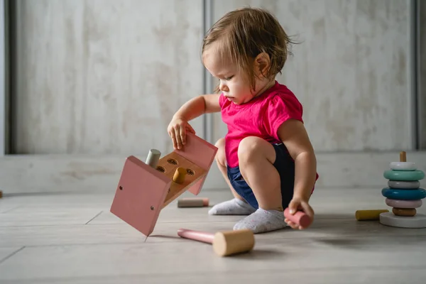 One Child Small Caucasian Girl Little Toddler Playing Educational Toys — Stock Photo, Image