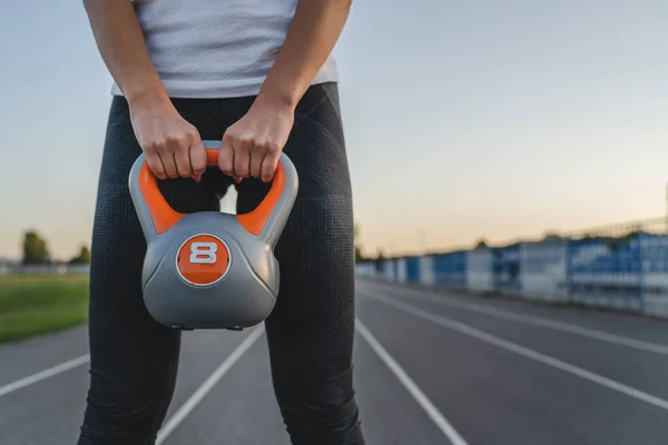 Midsection Unknown Caucasian Woman Female Athlete Holding Kettlebell Girya Plastic —  Fotos de Stock