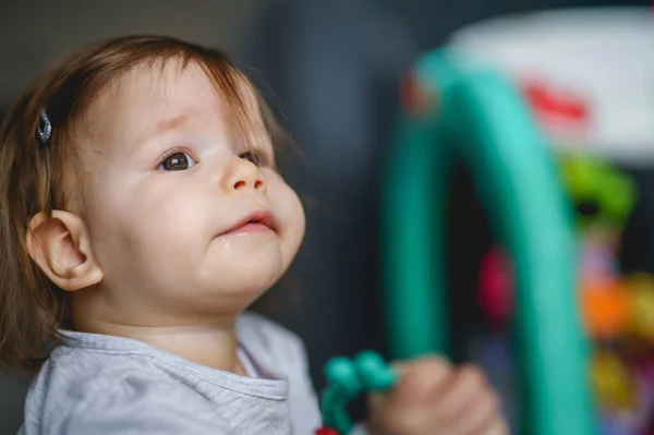 One Girl Small Caucasian Baby Child Playing Home Room Copy — Stock Photo, Image