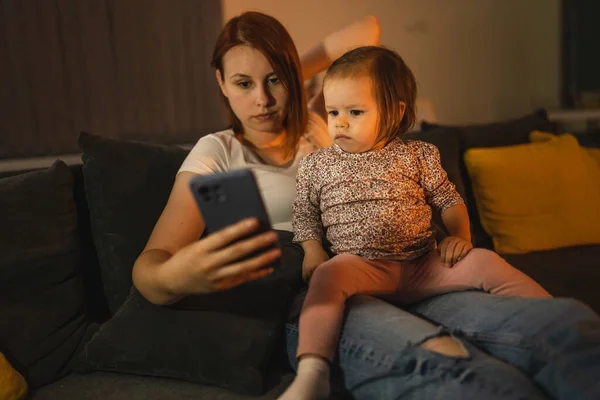 Small Caucasian Child Little Girl Toddler Mother Daughter Sitting Dark — Fotografie, imagine de stoc