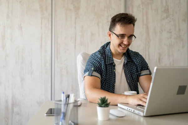 One Caucasian Man Sitting Office Work Working Laptop Computer Day — Stock Fotó