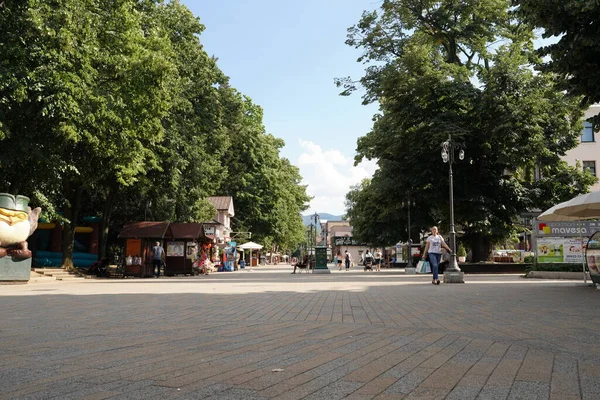 Vrnjacka Banja Serbia 2022 Street Promenade Tourists Souvenirs Sunny Summer — Stock Photo, Image