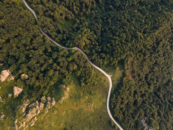 Vista Aérea Arriba Hacia Abajo Del Dron Carretera Cordillera Través — Foto de Stock