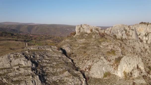 Batu Karang Dari Nisevac Dekat Svrljig Tebing Serbia Dan Batu — Stok Video
