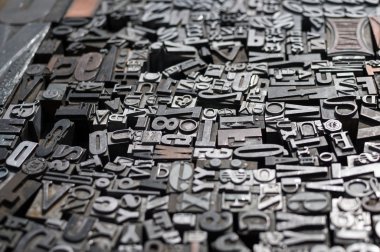 oude sterven pers letters en cijfers