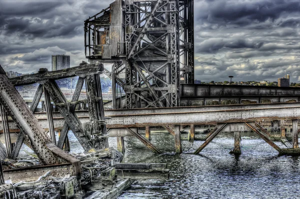 HDR imagen de am viejo terminal de envío agotado —  Fotos de Stock