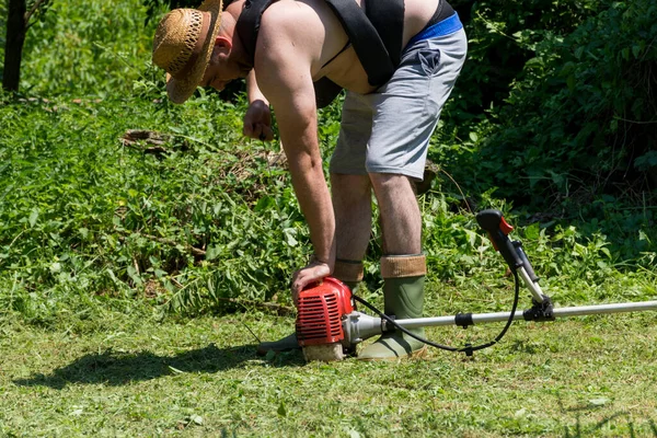 Farmer Started Hand Lawn Gasoline Mower Backyard Sunny Summer Day — 스톡 사진