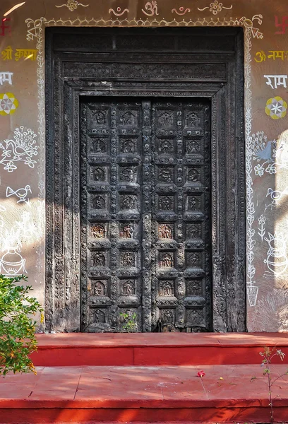 Porta de madeira — Fotografia de Stock