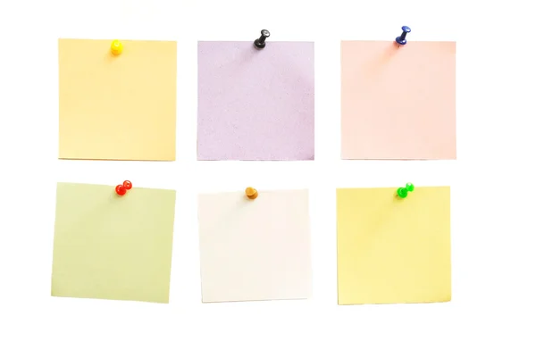 Farbpapier für Notizen auf weißem Hintergrund — Stockfoto