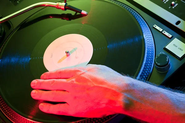 DJ hand repor vinyl Royaltyfria Stockbilder