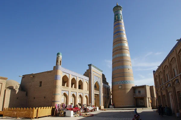 Mosque Islom Xoja, Khiva, Uzbekistan — Stock Photo, Image