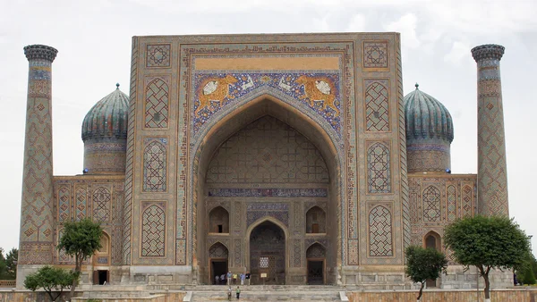 Registon place, samarkand, usbekistan — Stockfoto
