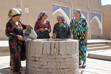 eski usbek kadınlar, Hiva, Özbekistan
