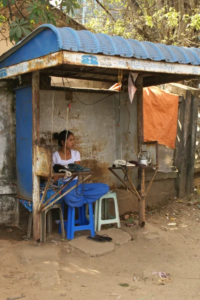 Genel callbox, myanmar — Stok fotoğraf