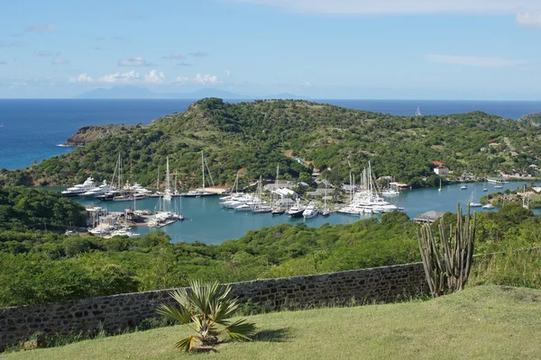 Polski port i nelsons stoczni, antigua i barbuda, carib