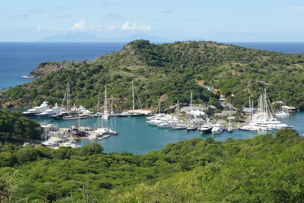 Polski port i nelsons stoczni, antigua i barbuda, carib