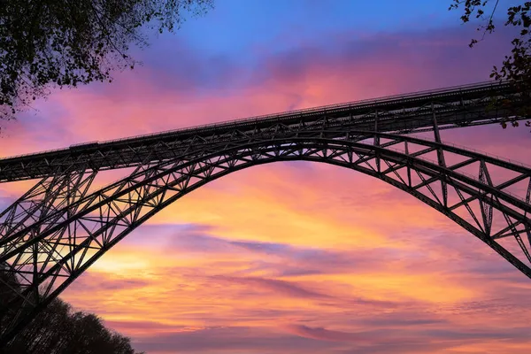 Panoramatický Obraz Památky Mungstener Bridge Při Západu Slunce Bergisches Land — Stock fotografie