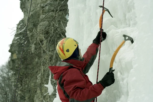 Jég mászás az Észak-Kaukázusban. — Stock Fotó
