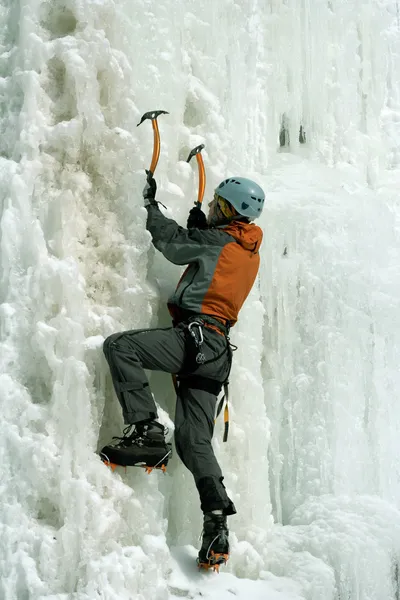 Ice climbing the North Caucasus. — Stock Photo, Image