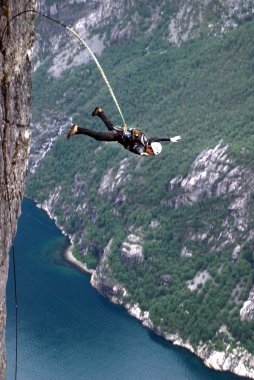 Noel Baba, Ekvator, san francisco bungee atlama banos de agua sırayla köprü