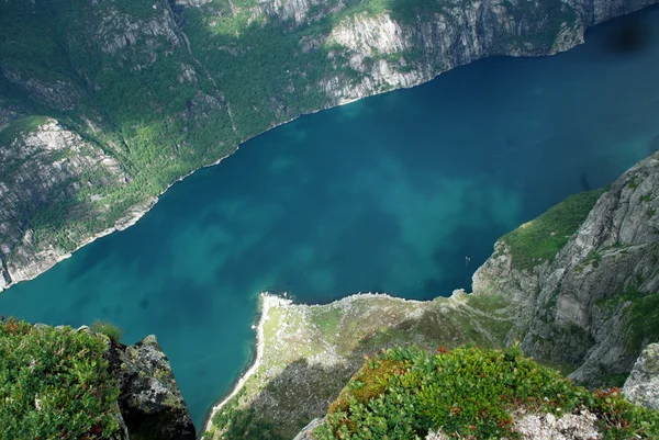 Bungee jumping sequence in Banos de Agua Santa,Ecuador, San Francisco bridge — Stock Photo, Image