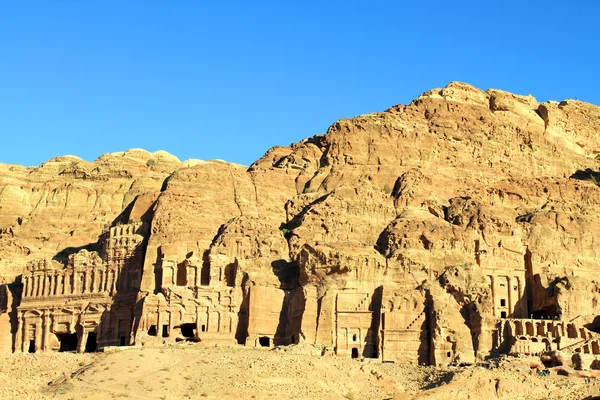 Oude stad petra in Jordanië gebouwd. — Stockfoto