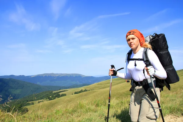 Summer hiking in the mountains. — Stock Photo, Image