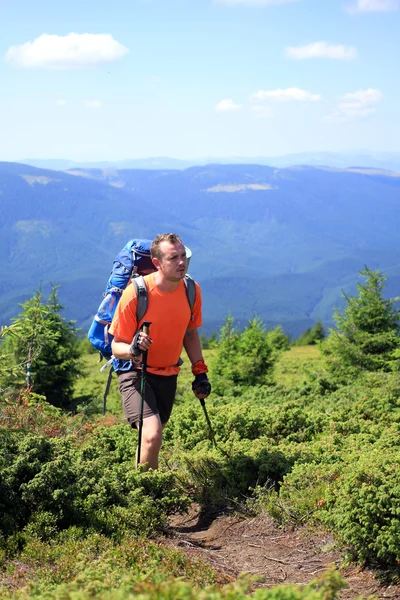 Randonnée en montagne . — Photo