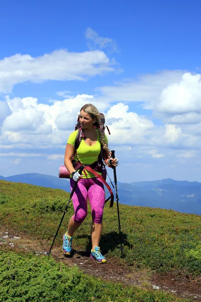 Caminata de montaña . — Foto de Stock