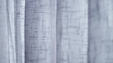 Hasta Üzgün Çocuk Pencereleri Açıyor, Depresyondaki Sıkıcı Kız Cama Bakıyor, Koronavirüs Salgınında İzole Çocuk