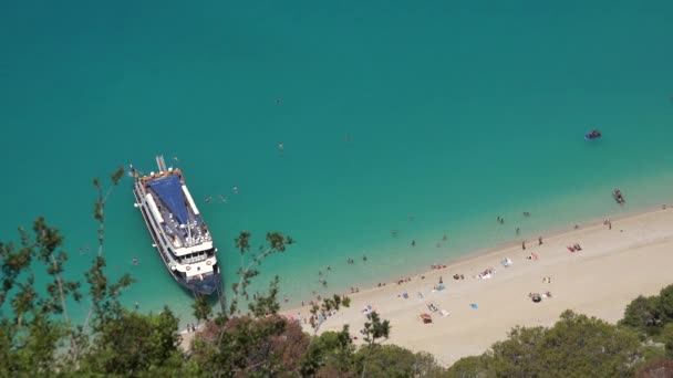 Lefkada Yunanistan Daki Egremni Sahili Nde Gemi Ünlü Sahilde Tekne — Stok video