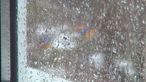 Schneeregen Und Schneefall Regen Winterschnee Fenster Regentropfen Schlecht Gedrückter Regentag — Stockvideo