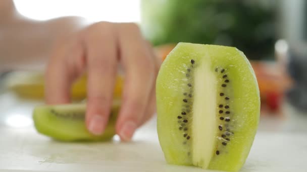 Girl Cutting Kiwi Fruits Smoothie Young Woman Preparing Fruit Exotic — Stock Video