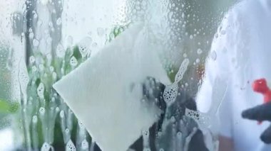 Coronavirüs Salgınında Dezenfekte, Covid-19 Hastalıkları Hastanelerinde Dezenfekte, Temiz Yüzey, Sağlık Hizmetleri