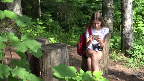 Young Girl Binoculars Camping Mountains Trails Use Smartphone Tourist Hiking — Vídeo de Stock