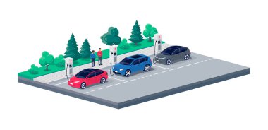 Şehir caddesinin kenarına paralel park eden elektrikli arabalar. Aracın yanında duran insanların konuştuğu park yeri. Otoparktaki şarj istasyonları. Beyaz arkaplanda vektör illüstrasyonu.