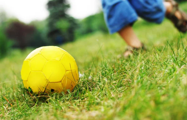 Yellow ball close up image — Stock Photo, Image