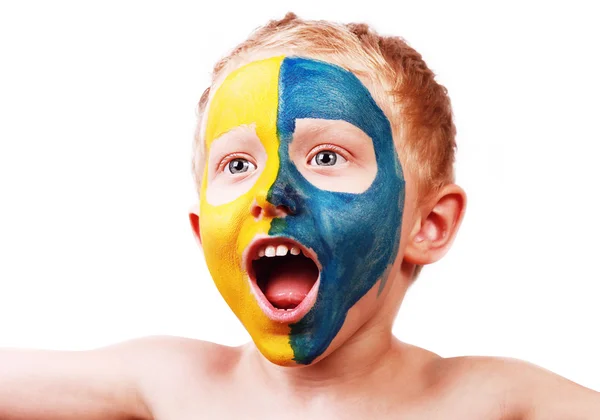 Little screaming football fan — kuvapankkivalokuva