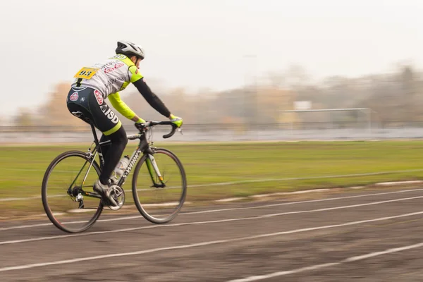 Competição de corridas de bicicleta — Fotografia de Stock