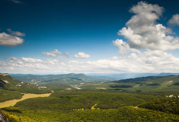 Mountain valley landscape — Stock Photo, Image