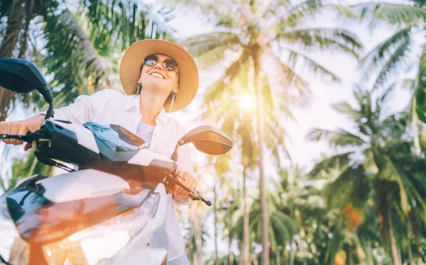 Happy Smiling Woman Straw Hat Sunglasses Riding Motorbike Palm Trees — Stock Photo, Image