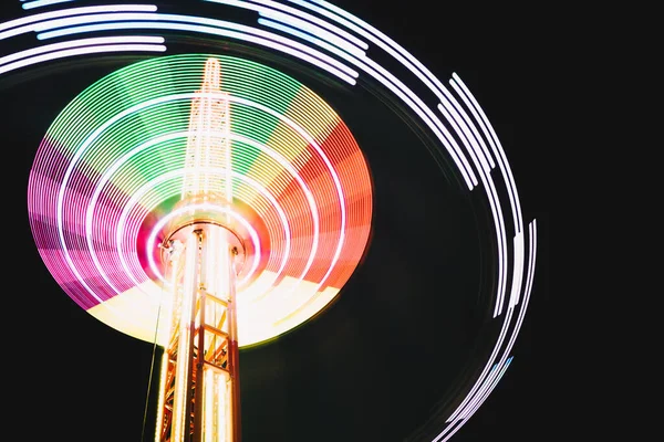 Multicolored Star Flyer Tall Carousel Rotating Long Chains Amusement Park — Stock Photo, Image