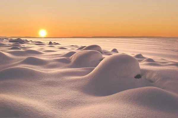 sundown at Snowdrifts