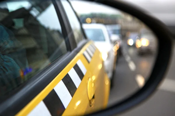 Retrovisor de taxi — Foto de Stock