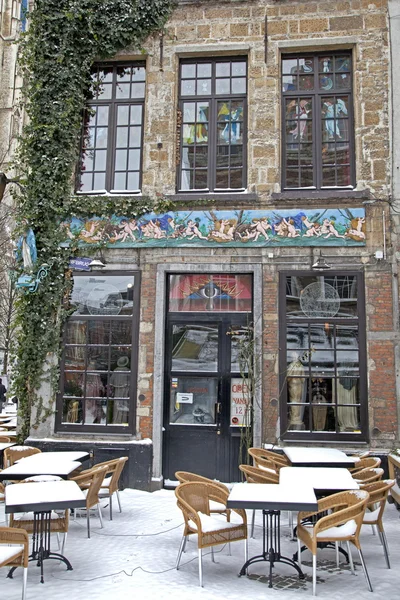 Snowy terrace in Antwerp — Stock Photo, Image