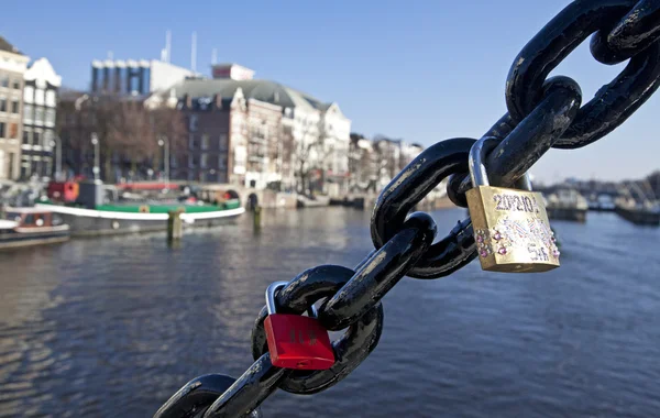Serratura sul ponte di Amsterdam — Foto Stock