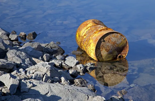 Oil barrel on water basin Liptovska Mara — Stock Photo, Image