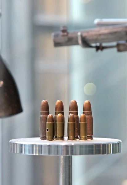 Armas viejas de la Segunda Guerra Mundial — Foto de Stock