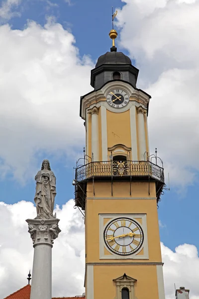 Площадь в городе Банска-Быстрица, Словакия — стоковое фото